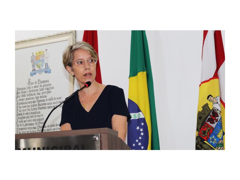 Vice-prefeita de Blumenau, Maria Regina Soar (PSDB), vira opção de pré-candidatura do MDB