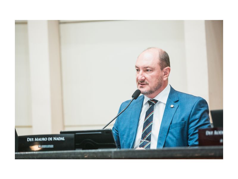 Mauro de Nadal em artigo para o upiara.net