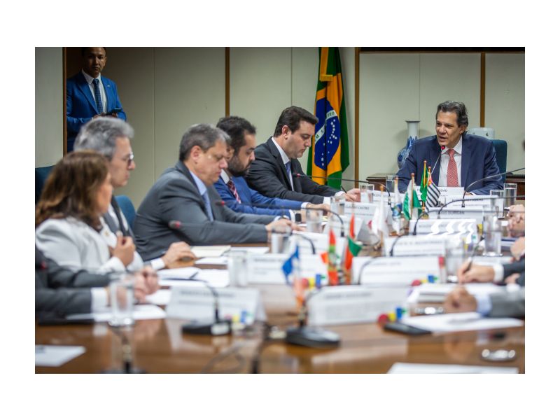 a Fazenda, Haddad é ouvido pelos governadores Ratinho Junior (PSD-PR), Cláudio Castro (PL-RJ), Tarcísio de Freitas (Republicanos-SP) e Romeu Zema (Novo-MG), além da vice-governadora catarinense Marilisa Boehm (PL)