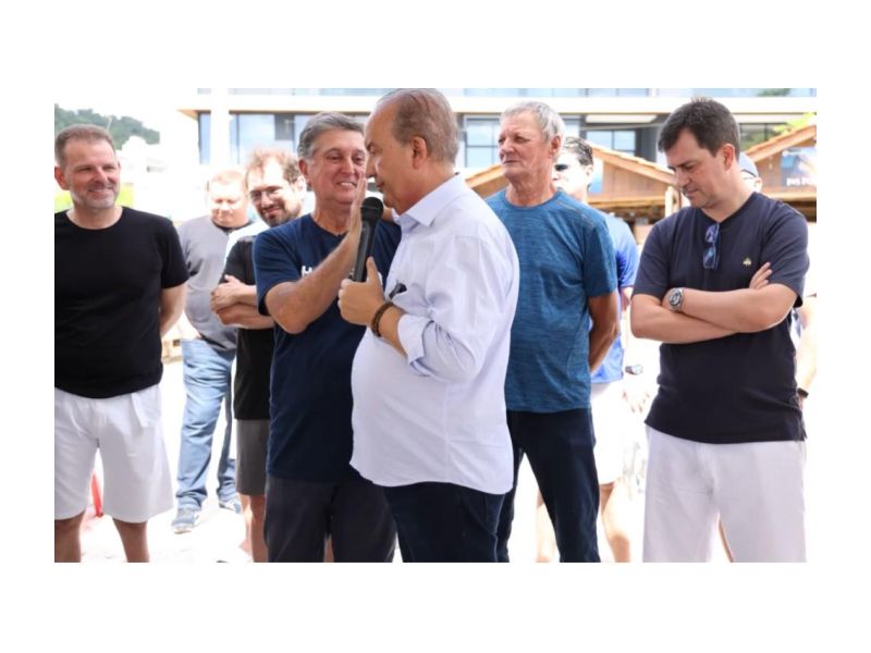 Jorginho Mello declara apoio à reeleição de Topázio Neto em Florianópolis