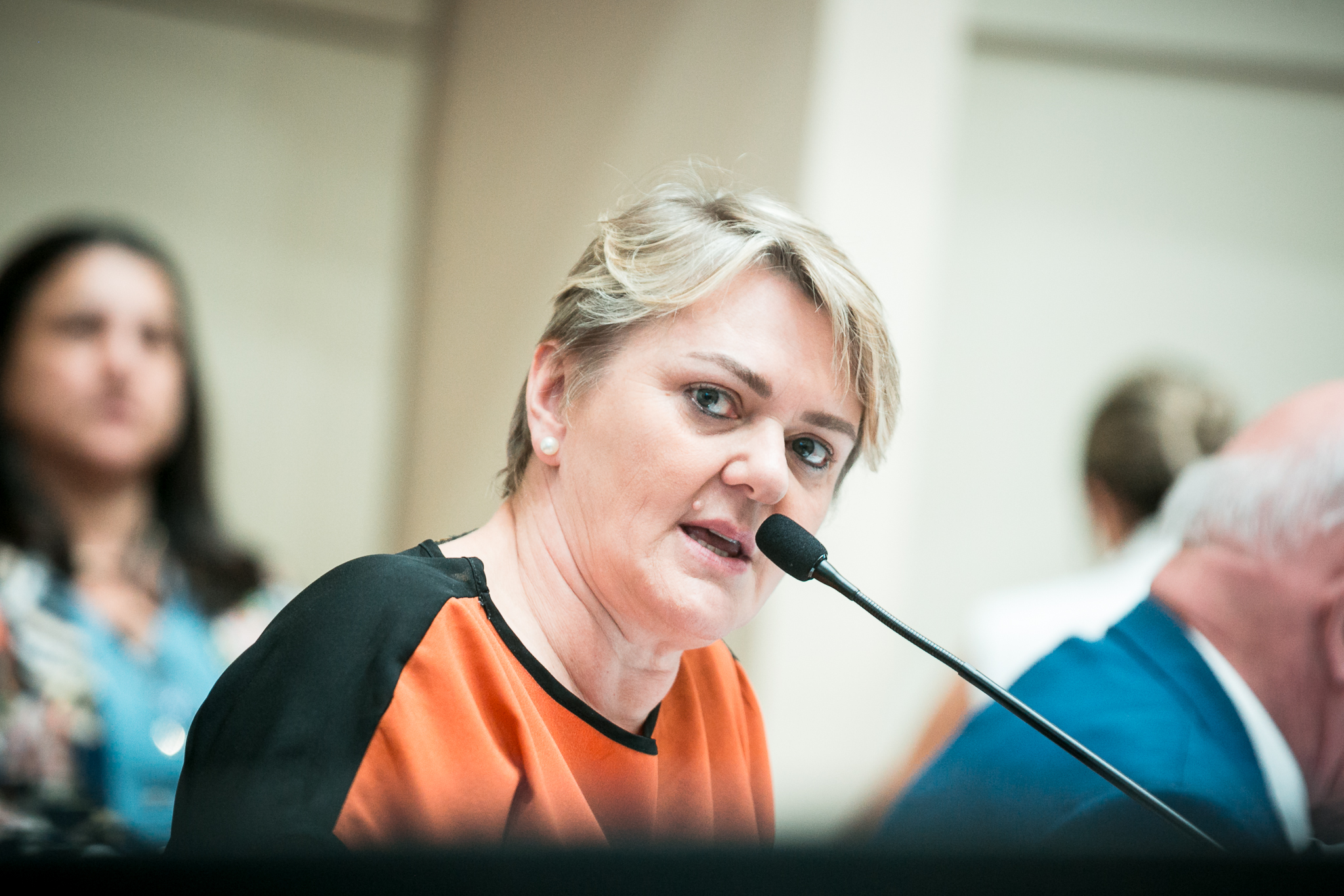 Luciane Carminatti diz que governo reduziu percentual do Fundeb para salários de professore