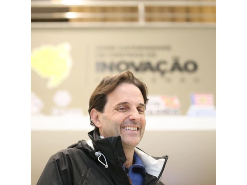 Paulo Bornhausen defende financiamentos internacionais para consórcios de municípios como forma de driblar a burocracia do governo federal e a falta de estrutura dos Estados.