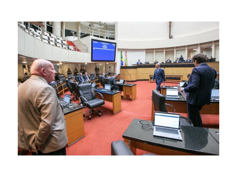Tragédia no RS mobiliza o auxílio de municípios, estado e de deputados de SC