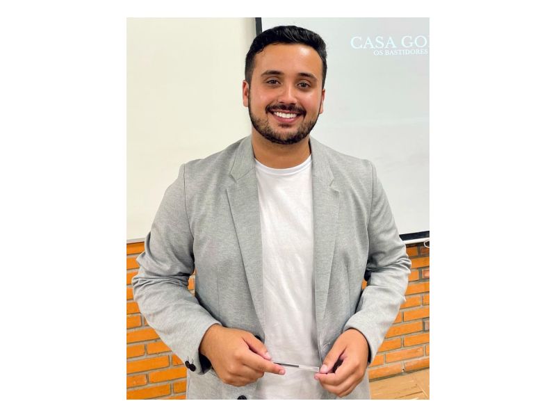 O jornalista Jeffersom Mattivi escreve sobre a efetividade da política performada para as redes sociais em momentos de crise real