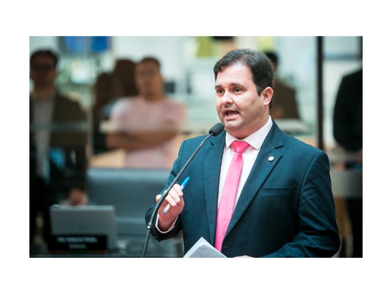 Deputado Sérgio Guimarães, autor do projeto de lei da motofaixa aprovado na Alesc