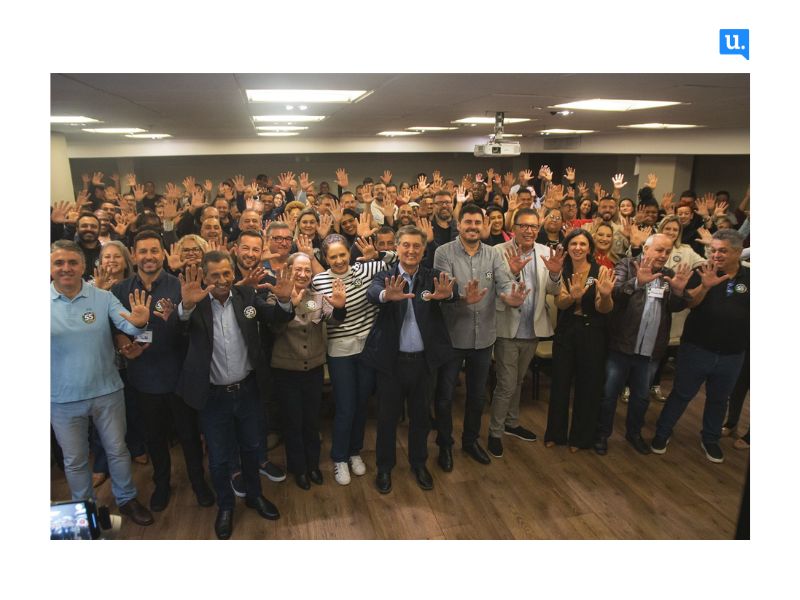 Orvino realizou evento com lideranças de PSD, MDB, União Brasil e Republicanos e trouxe ao município nomes como Topázio e João Rodrigues