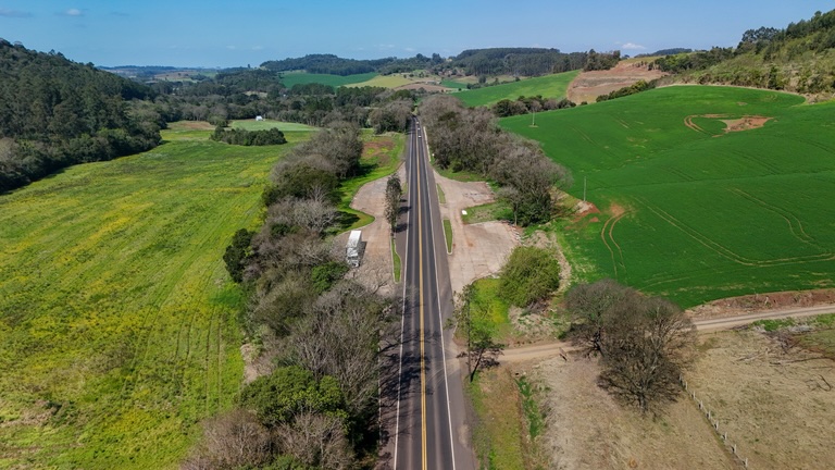 O DNIT anunciou a recuperação de 102 quilômetros de rodovias federais no Oeste de Santa Catarina, beneficiando oito municípios