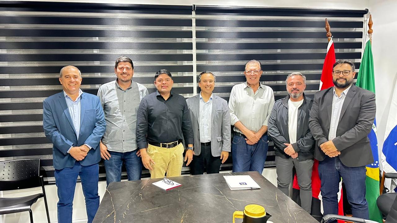 Em acordo costurado por Bruno Mello, o PL vai integrar a base de apoio do prefeito Orvino Coelho de Ávila (PSD) em São José