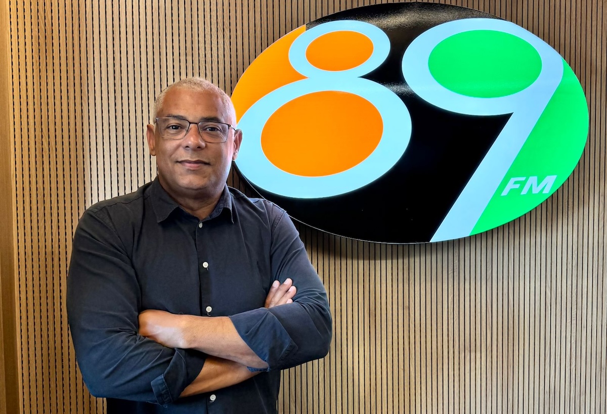 Colunista do Portal Upiara, o jornalista Marco Aurélio Braga vai apresentar dois programas no horário nobre de 89 FM em Joinville