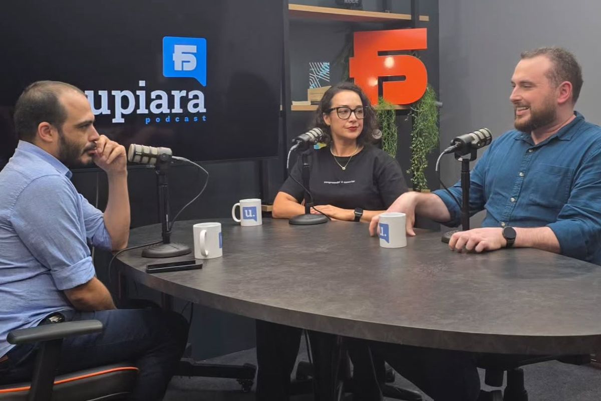 A vereadora Manu Vieira (PL) e o especialista em marketing eleitoral Marcello Natale foram os convidados do F5 Upiara Podcast
