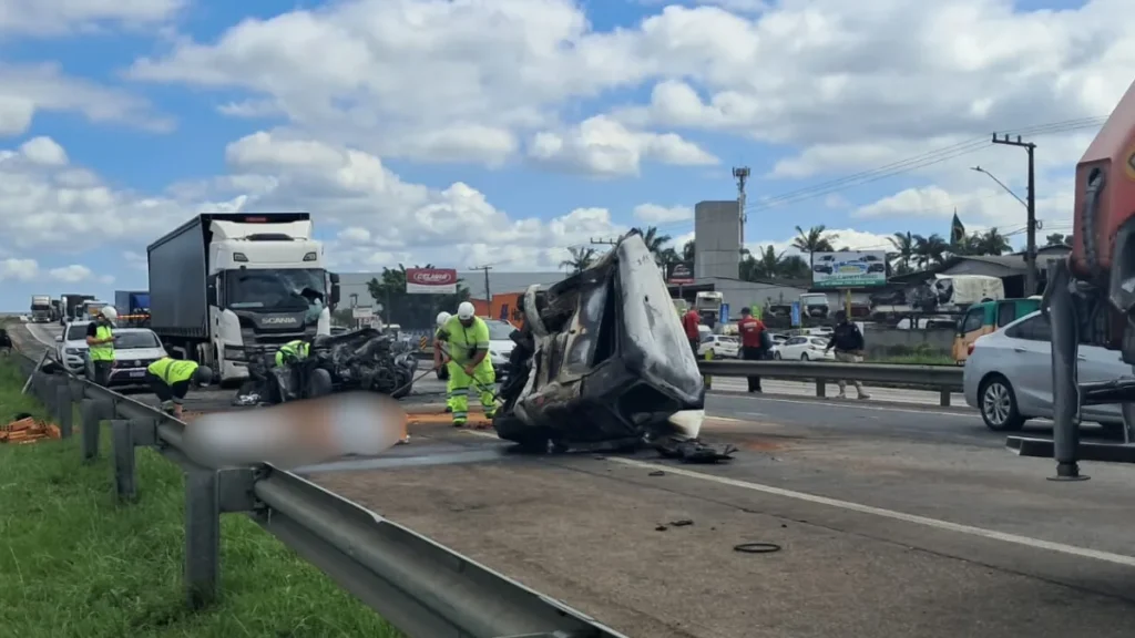 Acidente deixa três mortos na BR-101 em SC