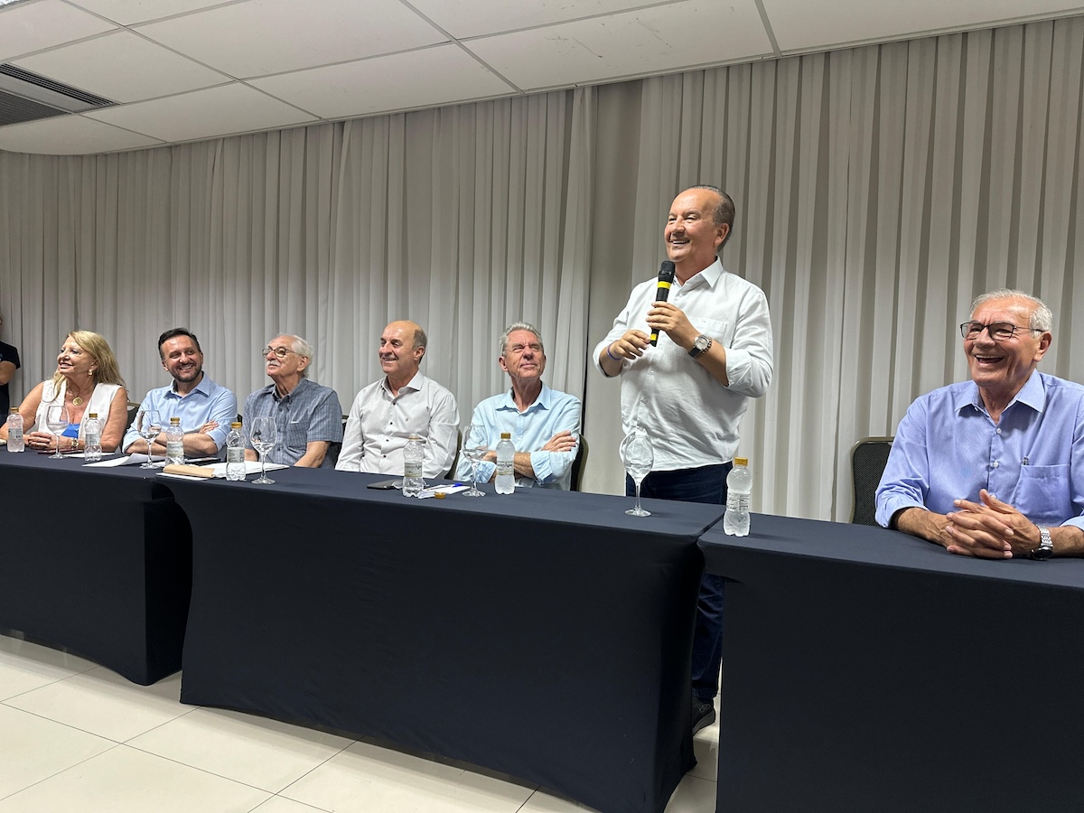 Jorginho discursa em encontro de lideranças do PP em apoio à reeleição do governador
