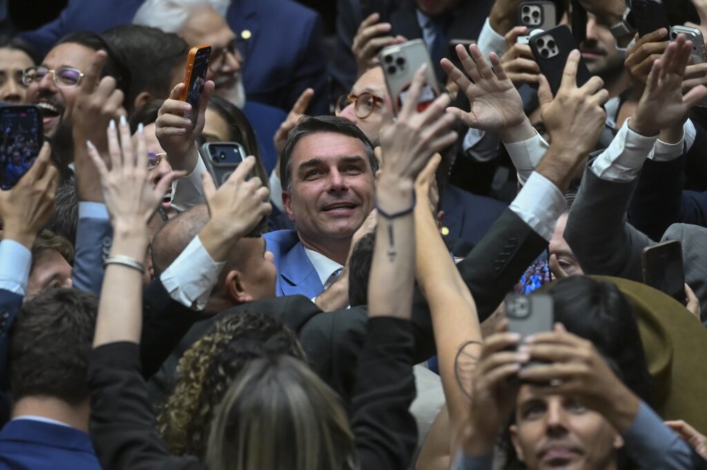 Flávio Bolsonaro no Senado. Foto: Ton Molina/Agência Senado