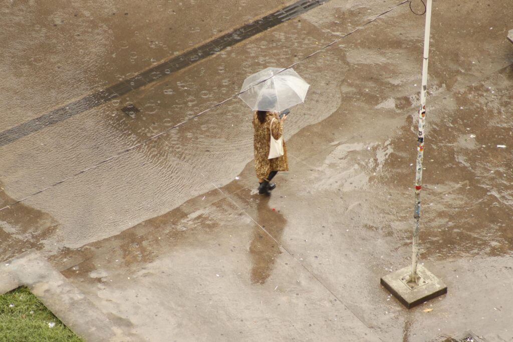 Próximos 5 dias: retorno da chuva e frio úmido ganham força