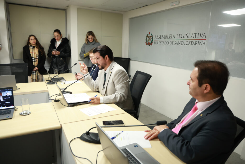Assembleia instalou a Comissão Mista sobre os impactos do El Niño nesta terça-feira (23). Foto: Daniel Conzi/ Agência Alesc
